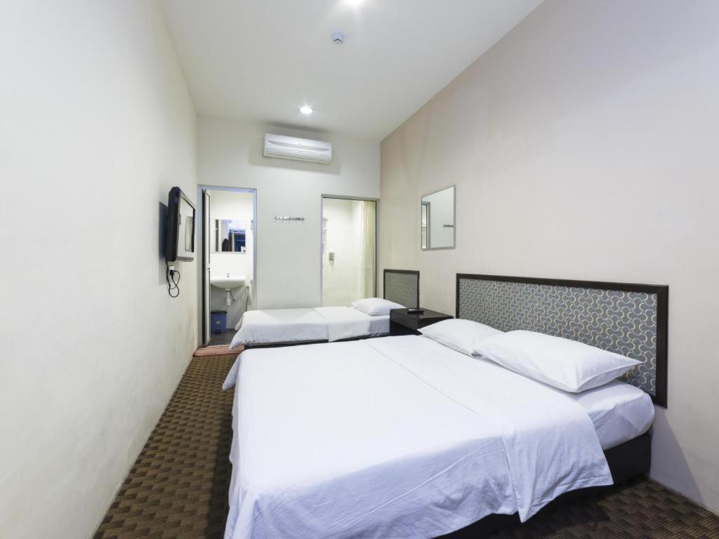 Comfort Triple Room